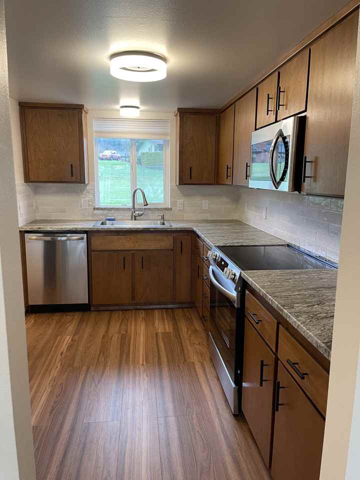 1045 S 3rd Ave #32 - Photo 6 of 20