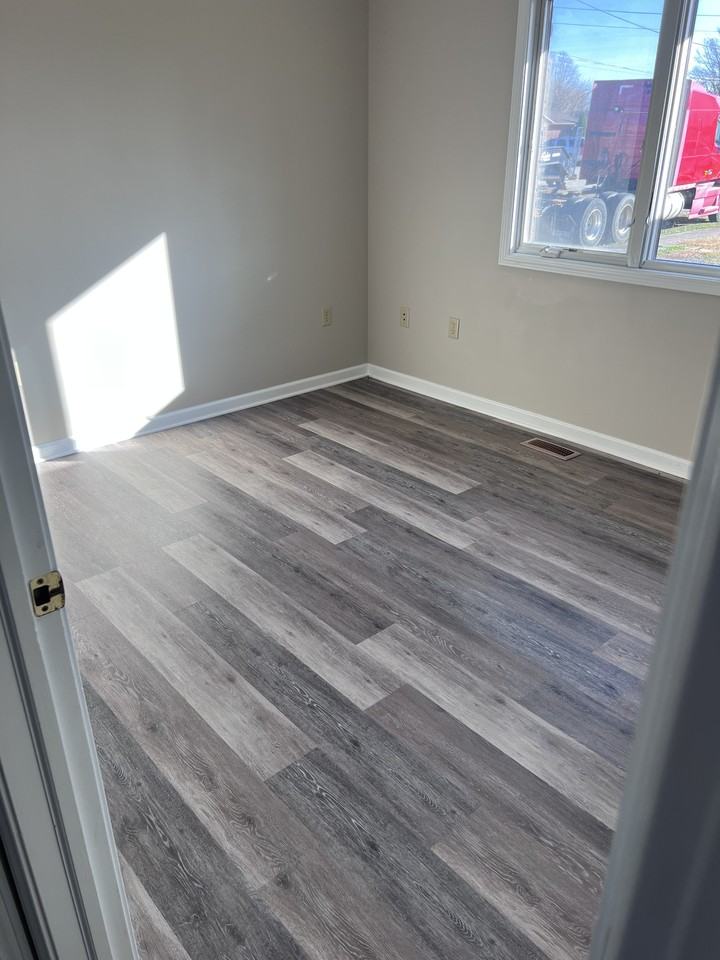 206 W Mill St #206 - Photo 3 of 9