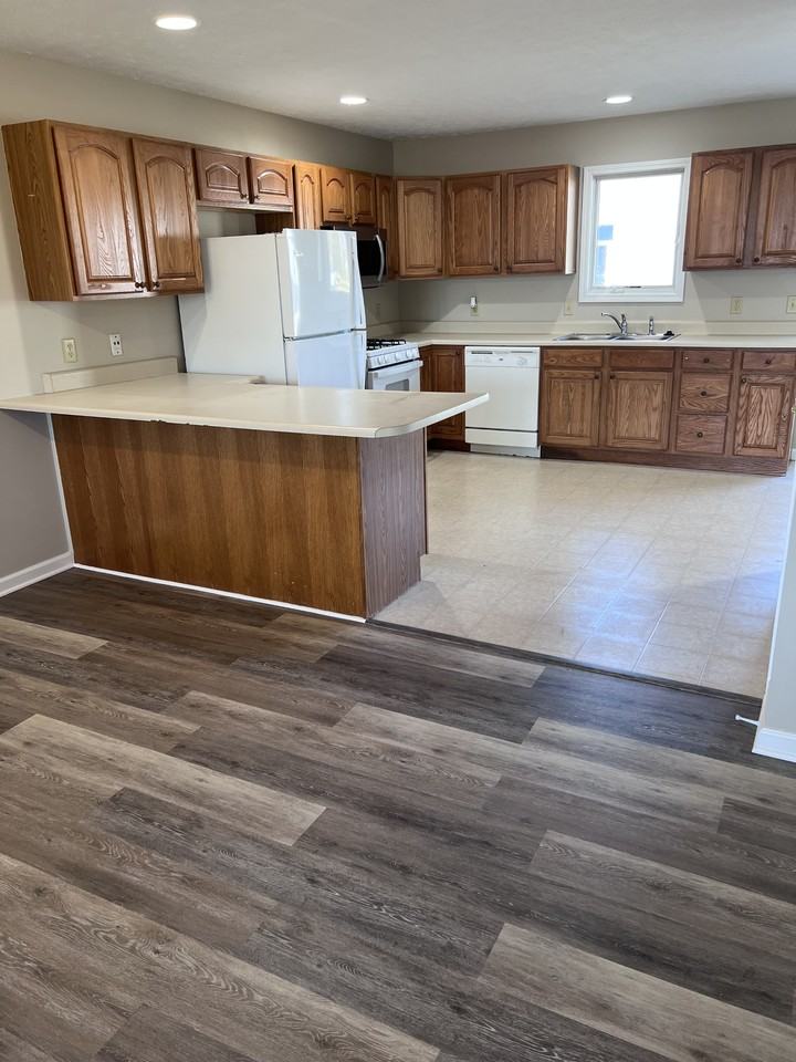 206 W Mill St #206 - Photo 5 of 9