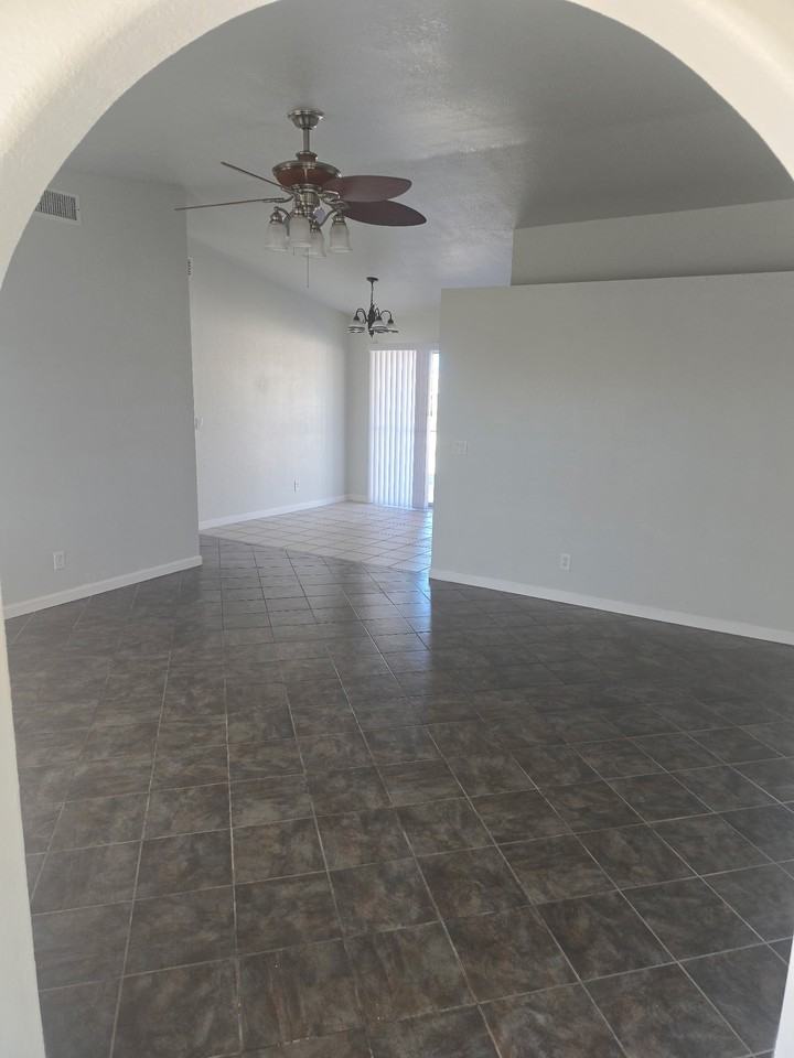 3421 Yavapai Dr - Photo 2 of 13