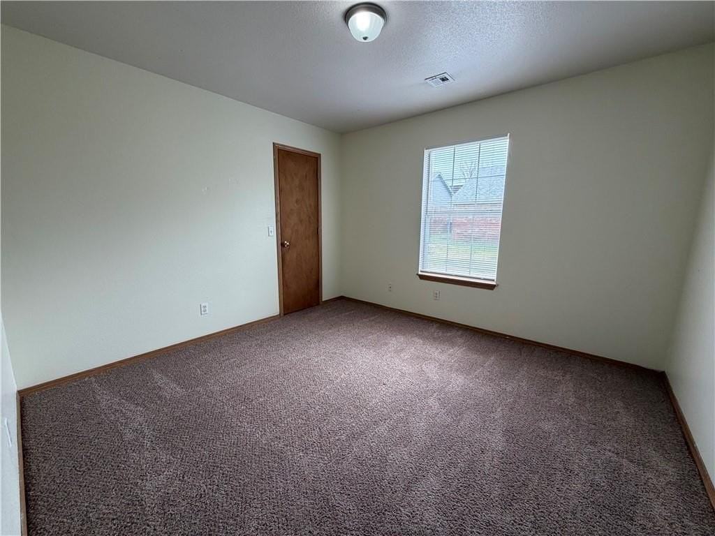 507  SE A Unit #B #B - Photo 5 of 10