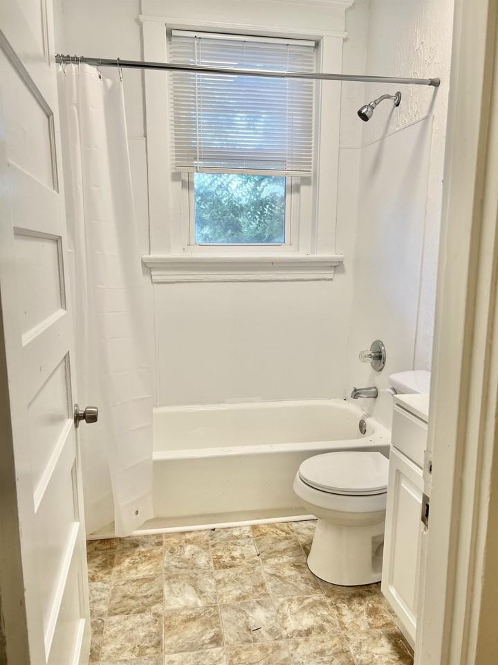 1155 South 28th Street - Photo 4 of 7