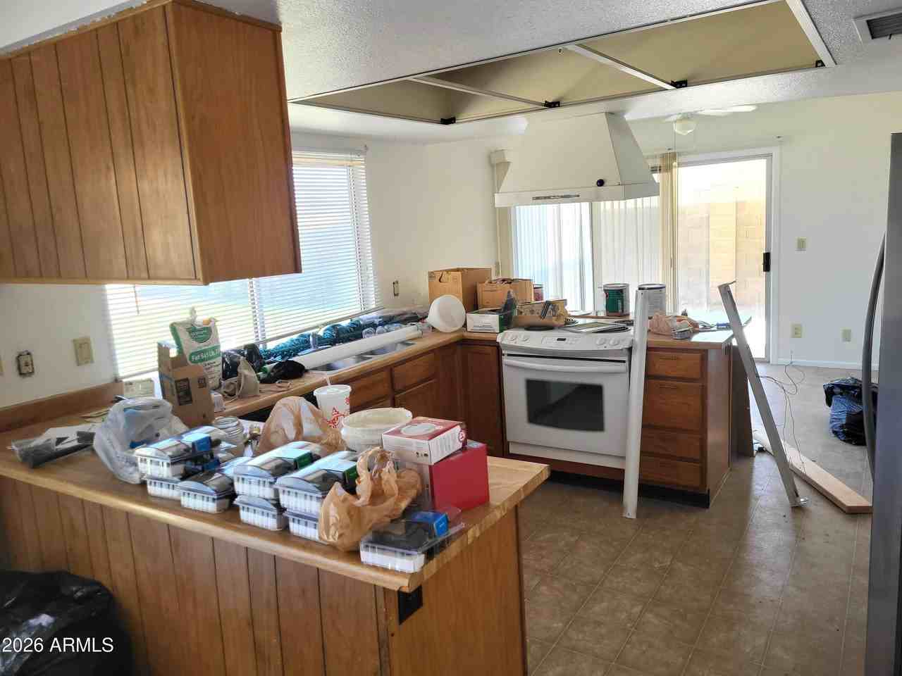 18243 N 43rd Dr - Photo 6 of 8