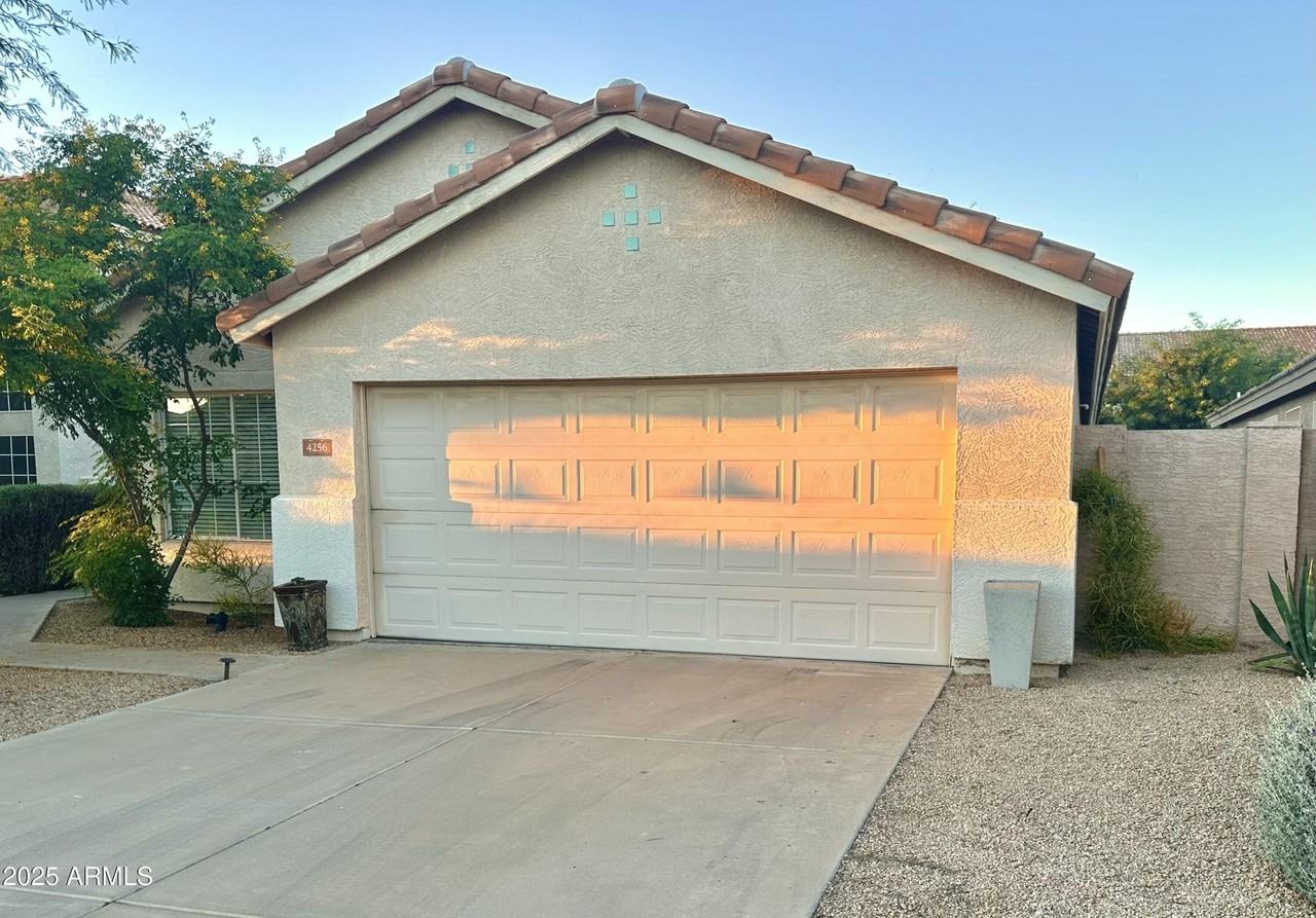 4256 E Chaparosa Way - Photo 3 of 27