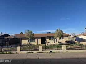 4950 W Stella Ln - Photo 1 of 1