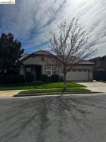 featured image of 2638 Breaker Way