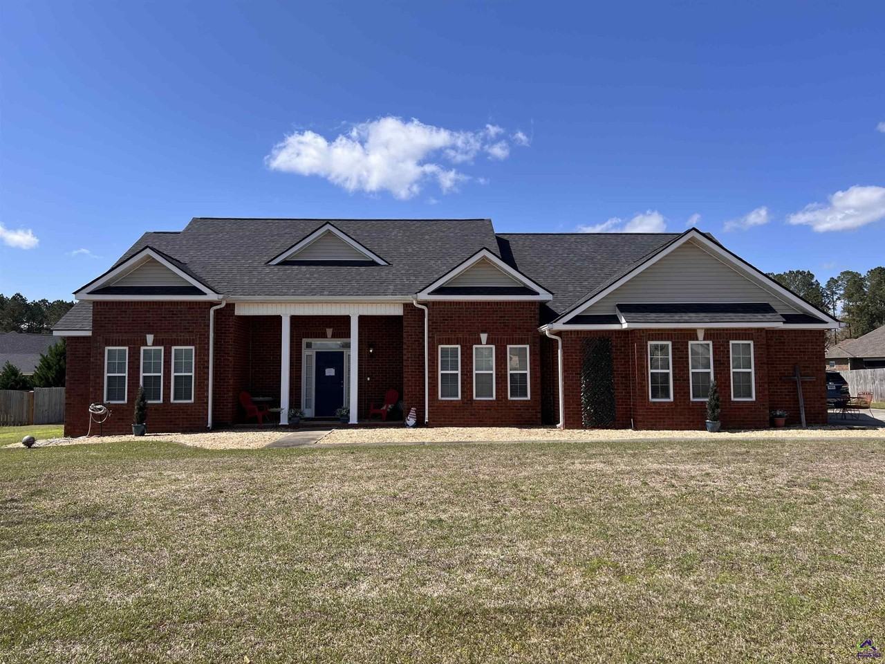 139 Addington Dr - Photo 7 of 7