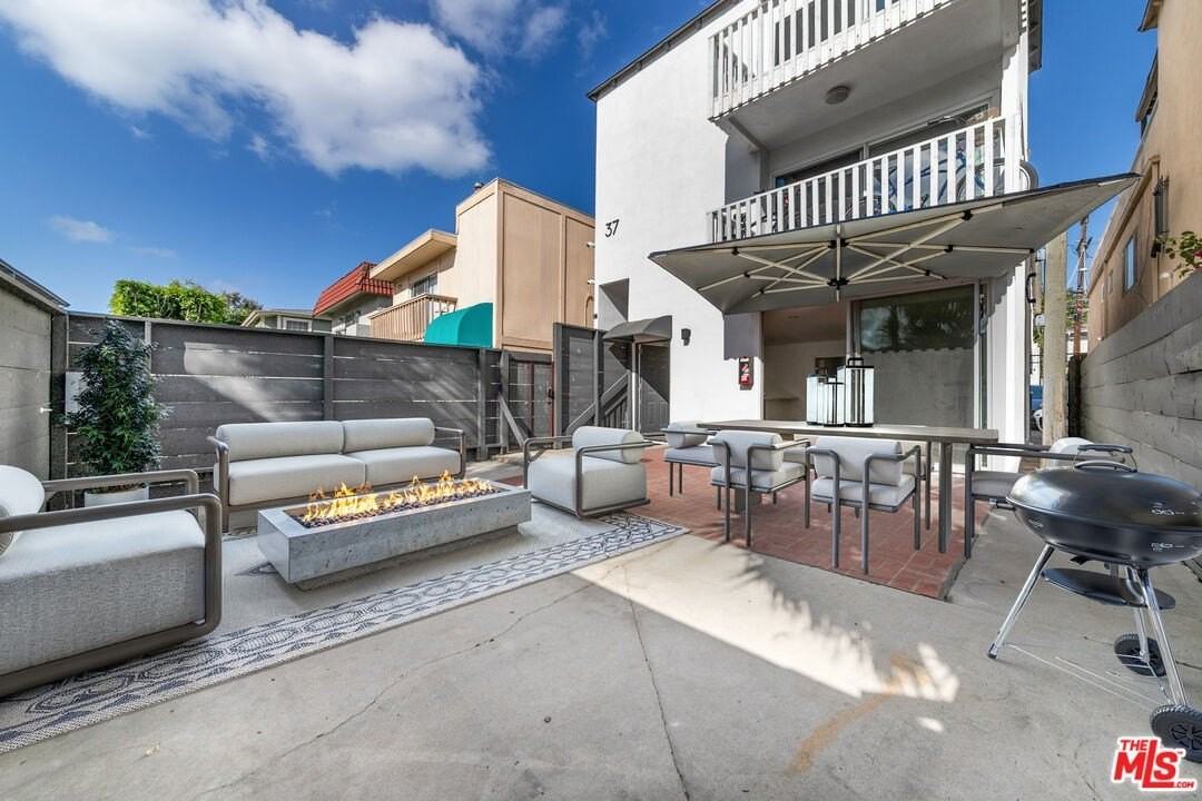 37 29th Ave - Photo 3 of 11