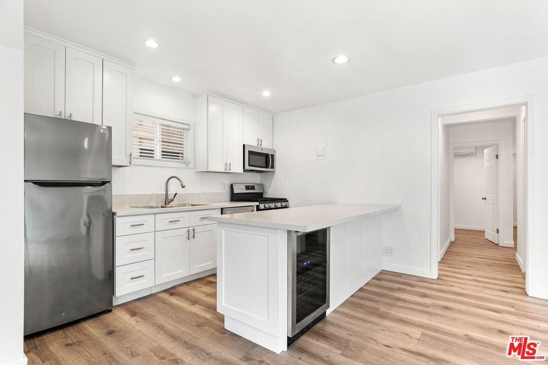 37 29th Ave - Photo 4 of 11