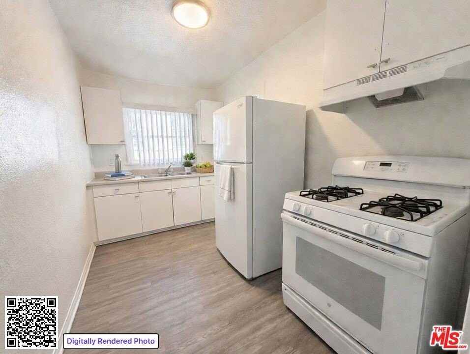 2621 Magnolia Ave Unit 2621 1/4 - Photo 5 of 6