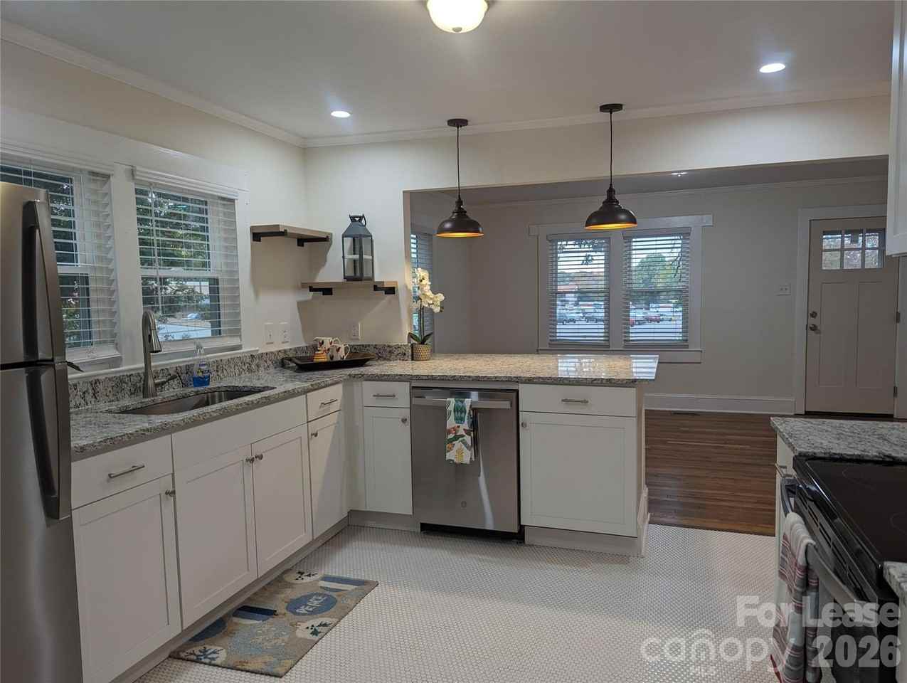 215 Eastside Dr - Photo 3 of 19