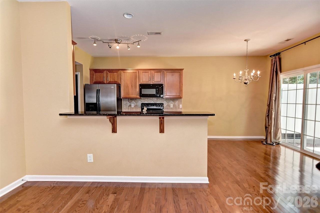 10218 Blakeney Preserve Dr - Photo 4 of 19