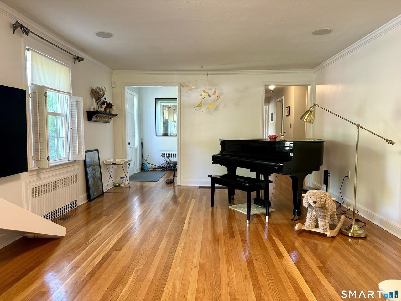 330 Ridge Rd - Photo 2 of 20