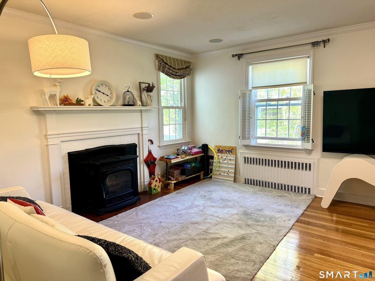 330 Ridge Rd - Photo 4 of 20