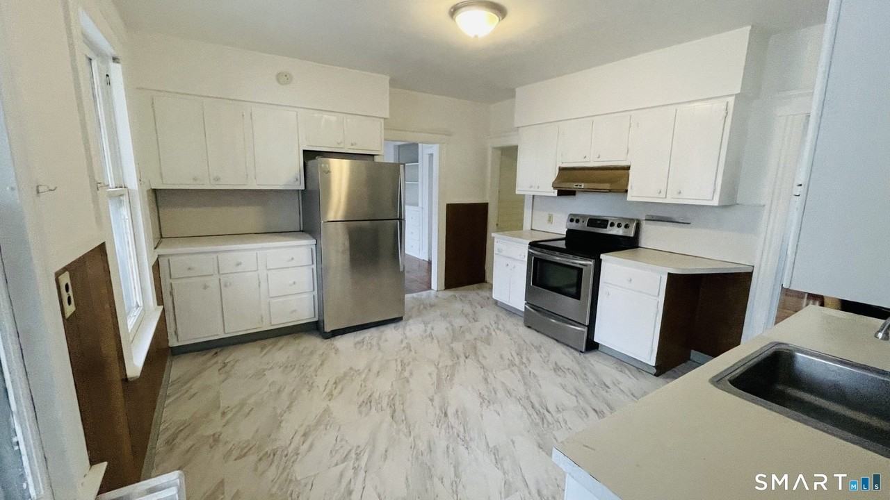 58 E Pearl St - Photo 5 of 22