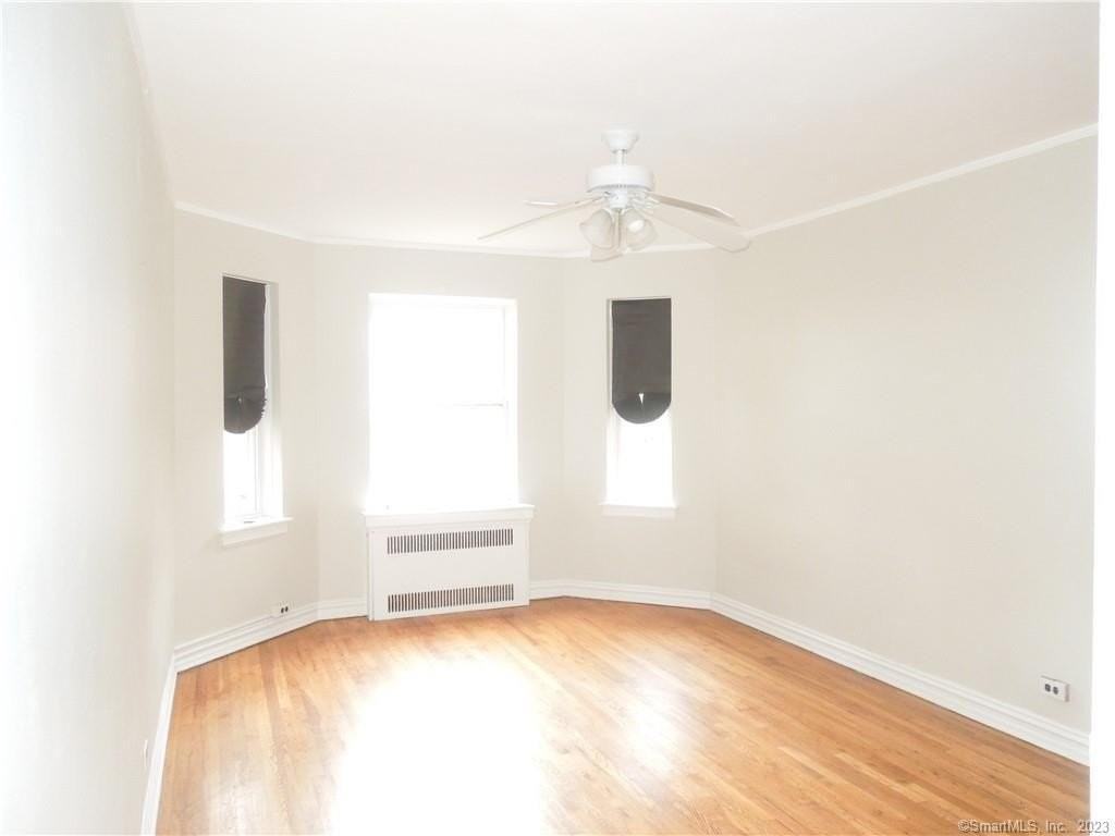 70 Strawberry Hill Ave Apt 1-2d - Photo 6 of 12