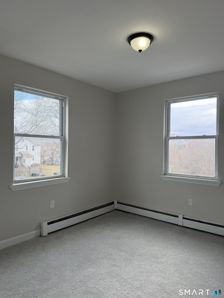 162 Martin St Unit 164 - Photo 5 of 7