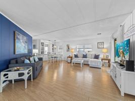 featured image of 806 S Jade Dr