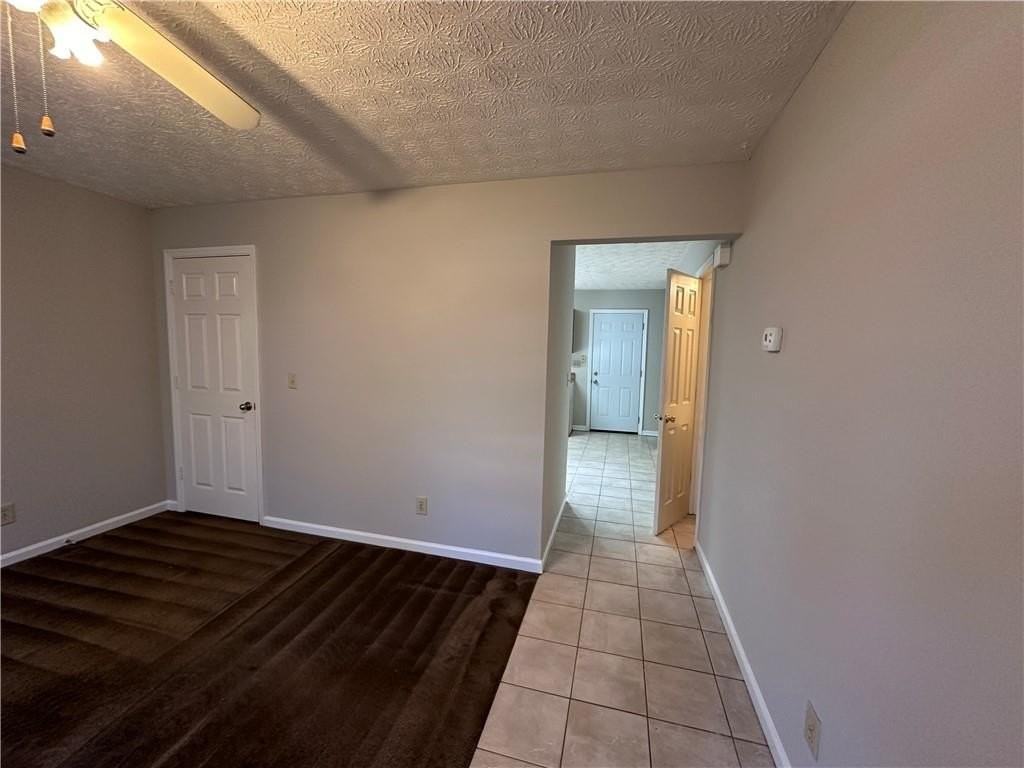 502 Oakwood Ct - Photo 4 of 27