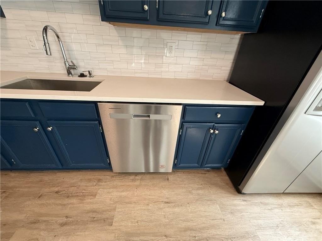 3859 Meadow Creek Dr - Photo 7 of 34