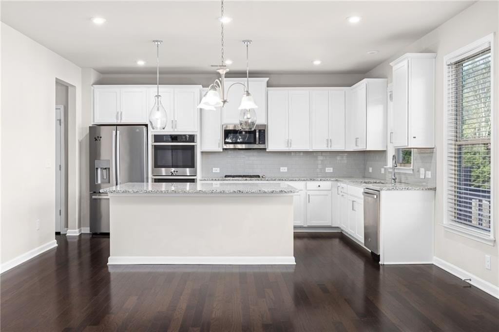 4411 Claiborne Ct - Photo 3 of 50