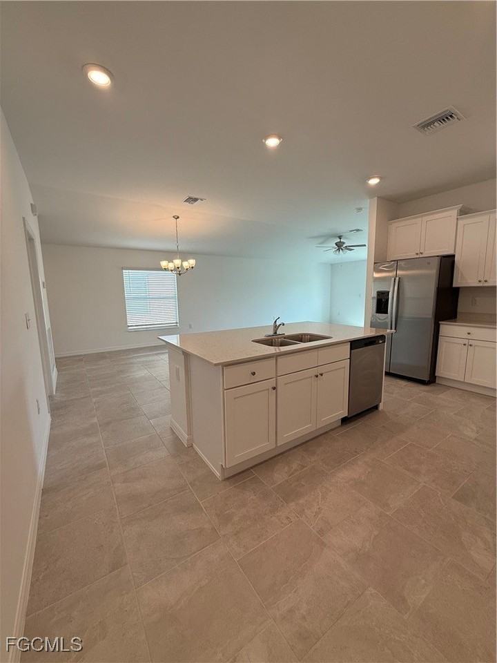 3850 Treasure Oak Way - Photo 7 of 38
