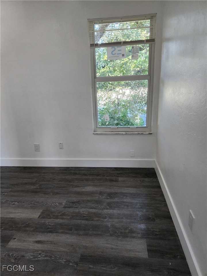 2670 Broadway #6 - Photo 4 of 12