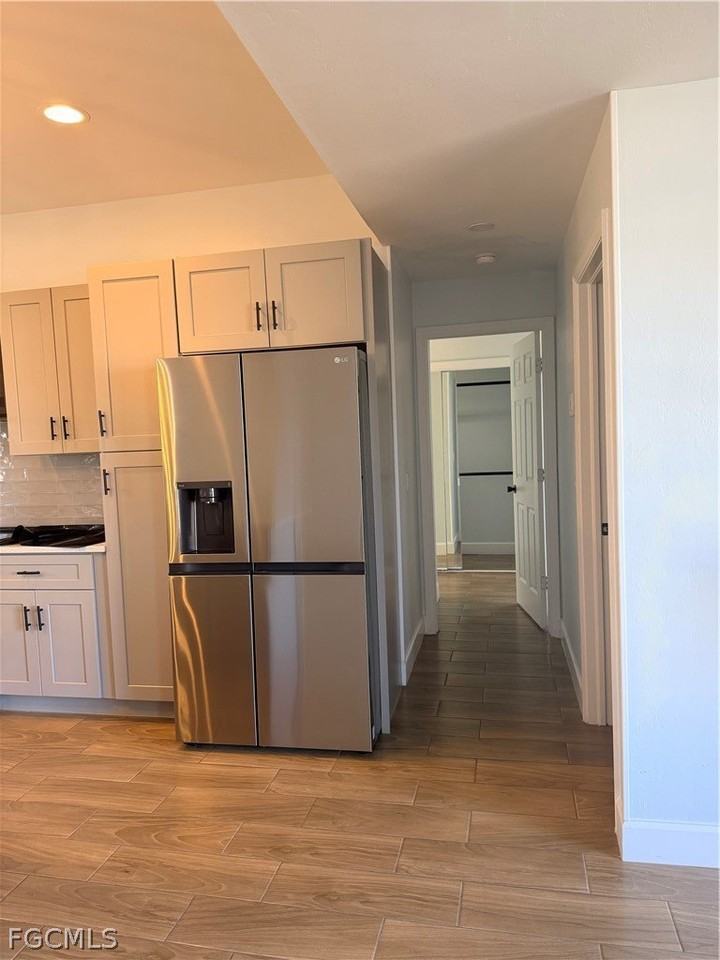 4133 Sw 7th Ave - Photo 5 of 11