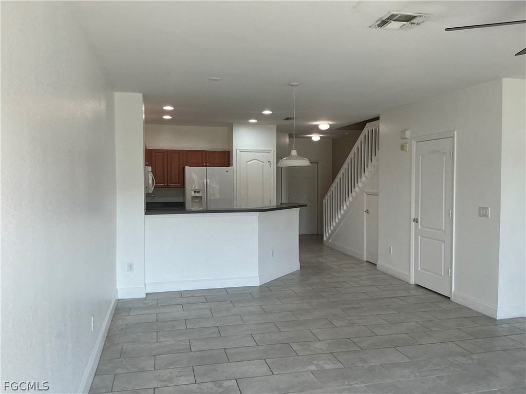 8554 Athena Ct - Photo 4 of 22