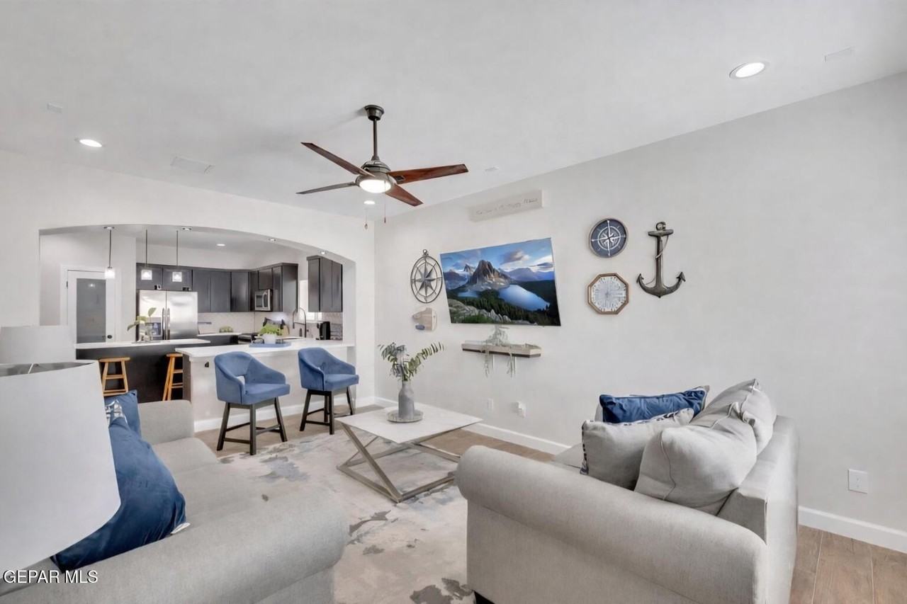 13841 Paseo De La Luna Ave - Photo 5 of 23