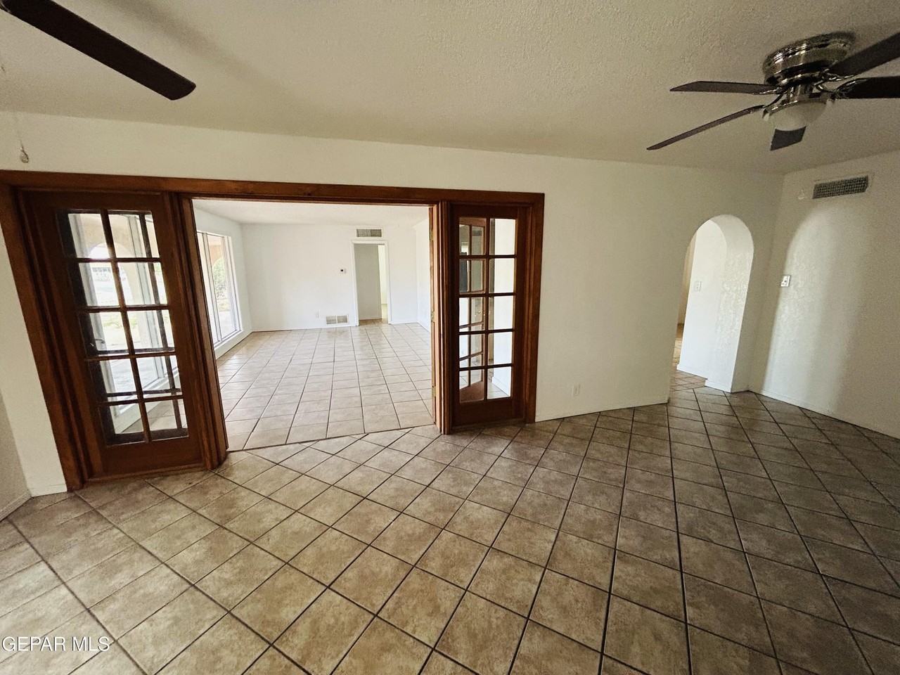 805 Chile Pl - Photo 6 of 26