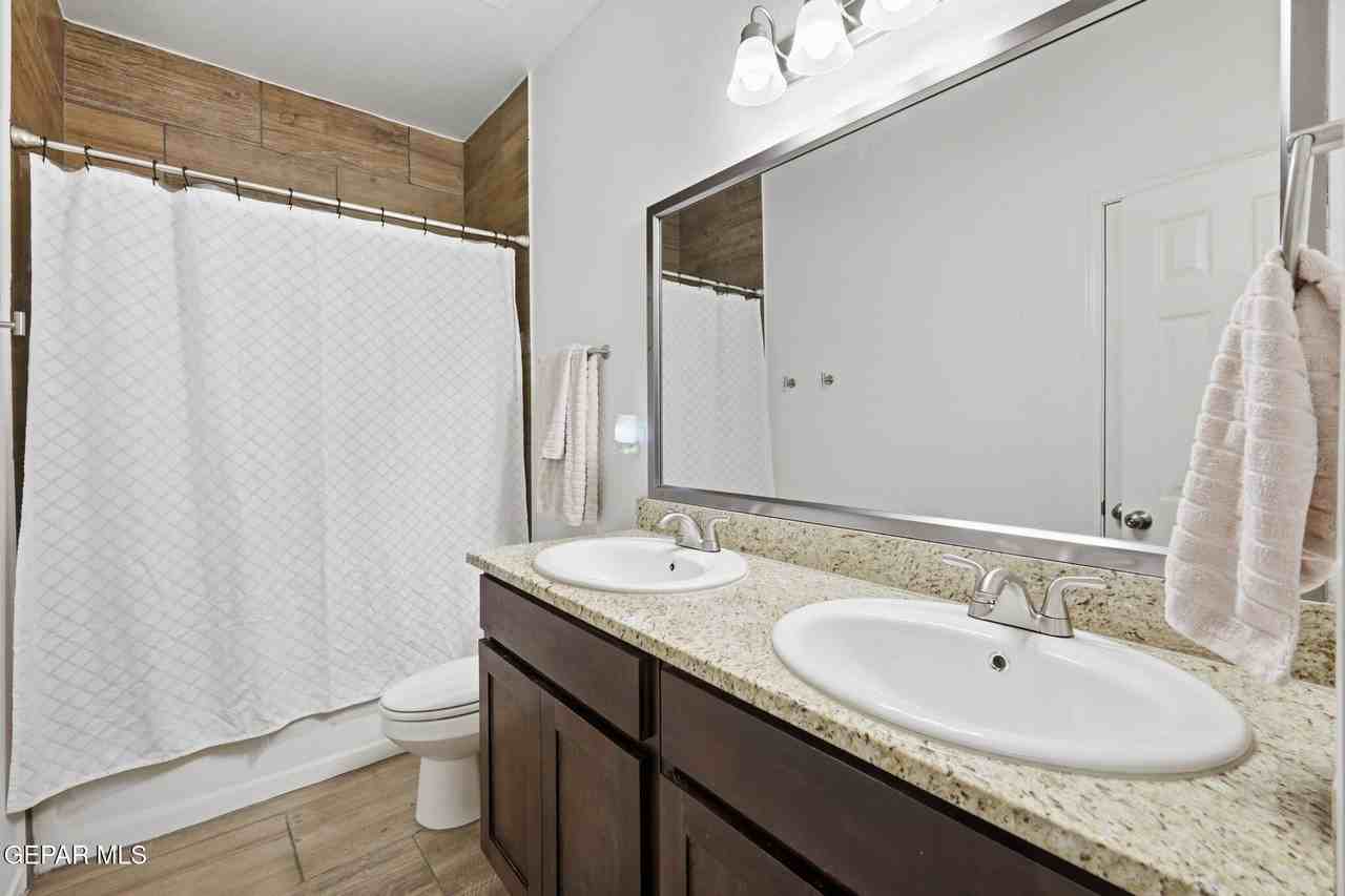 13748 Villa Vista Ave - Photo 6 of 26