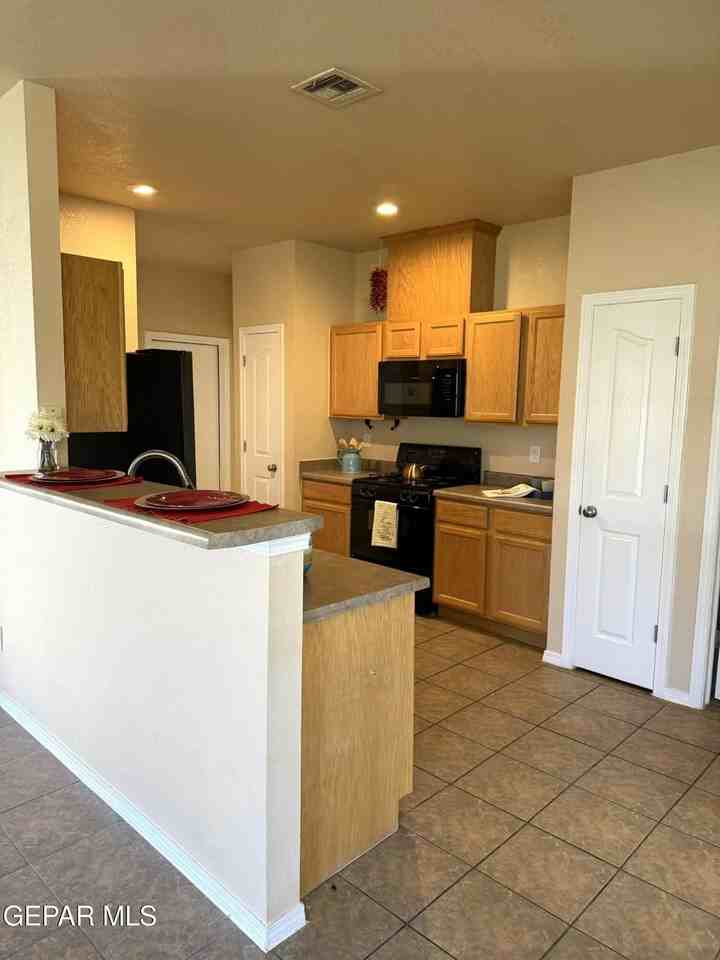 10405 Canyon Sage Dr - Photo 6 of 22