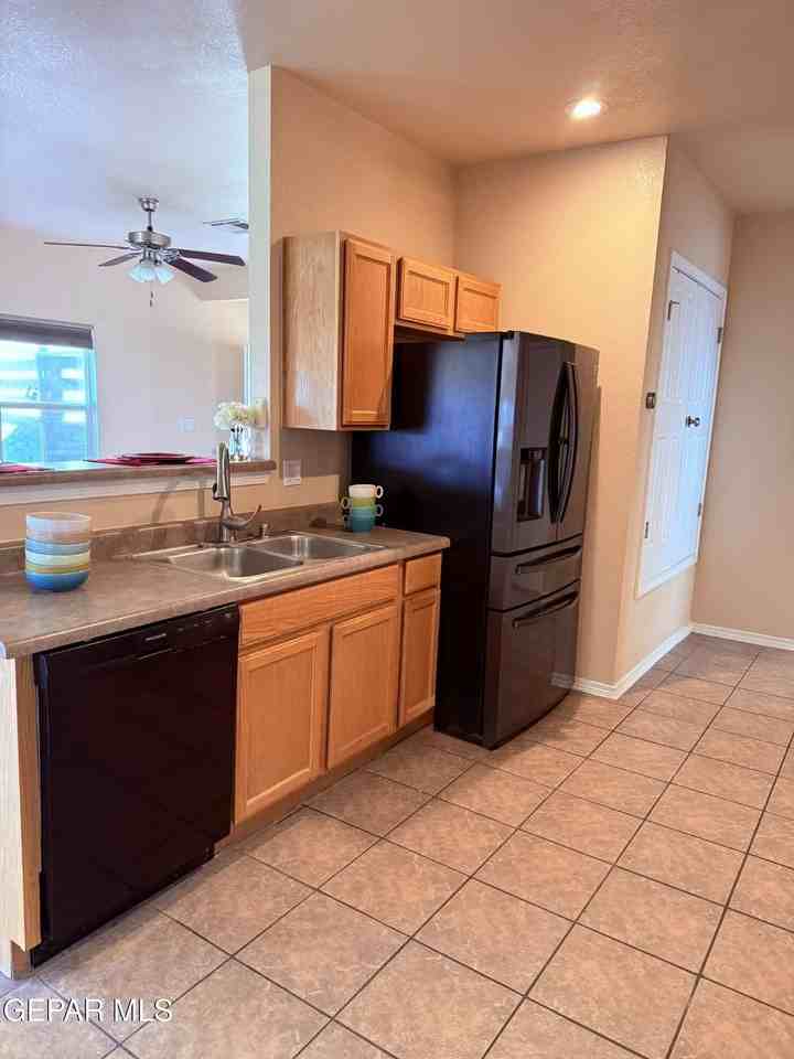 10405 Canyon Sage Dr - Photo 7 of 22