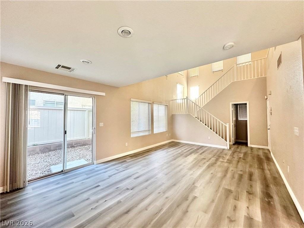 5087 Dodge Ridge Ave - Photo 4 of 21