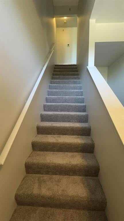 1426 Crimson Way - Photo 2 of 23