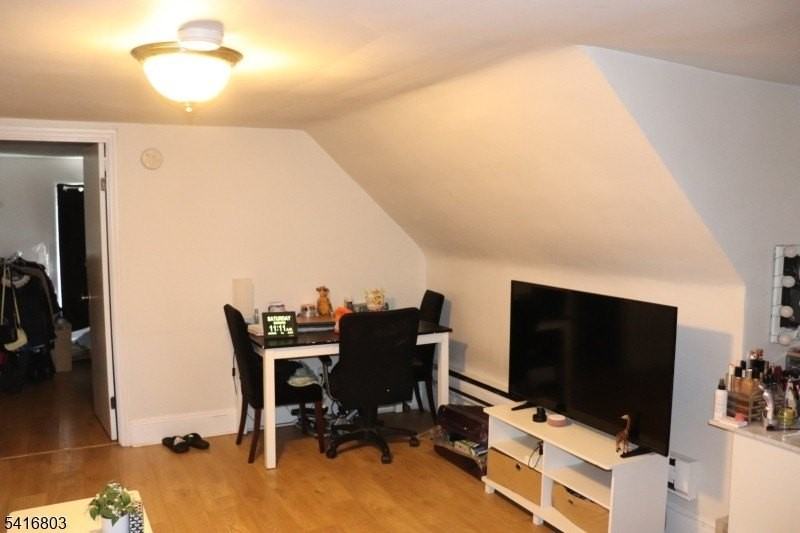 327 Valley St #3 - Photo 3 of 17