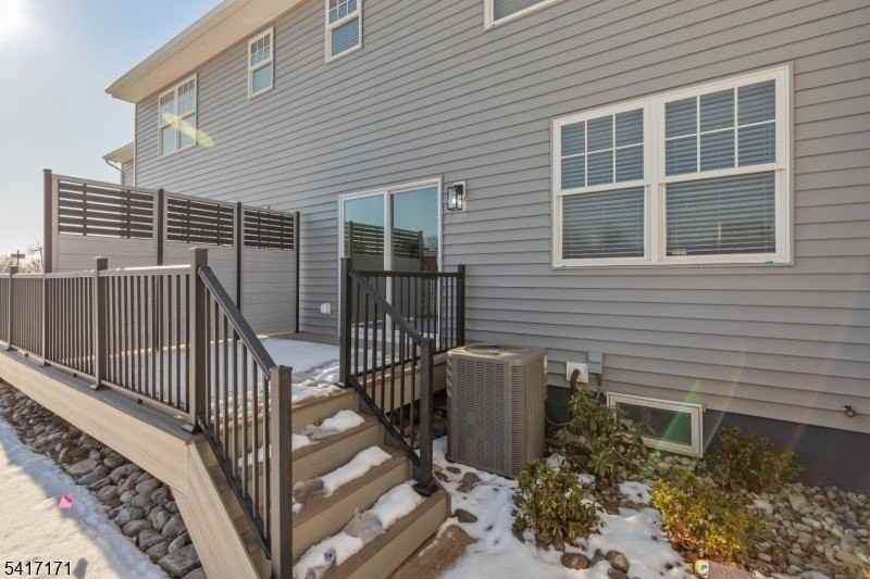 150 N Auten Ave - Photo 5 of 38