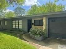 164 Robins Ln - Photo 1 of 1