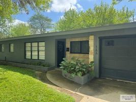 featured image of 164 Robins Ln