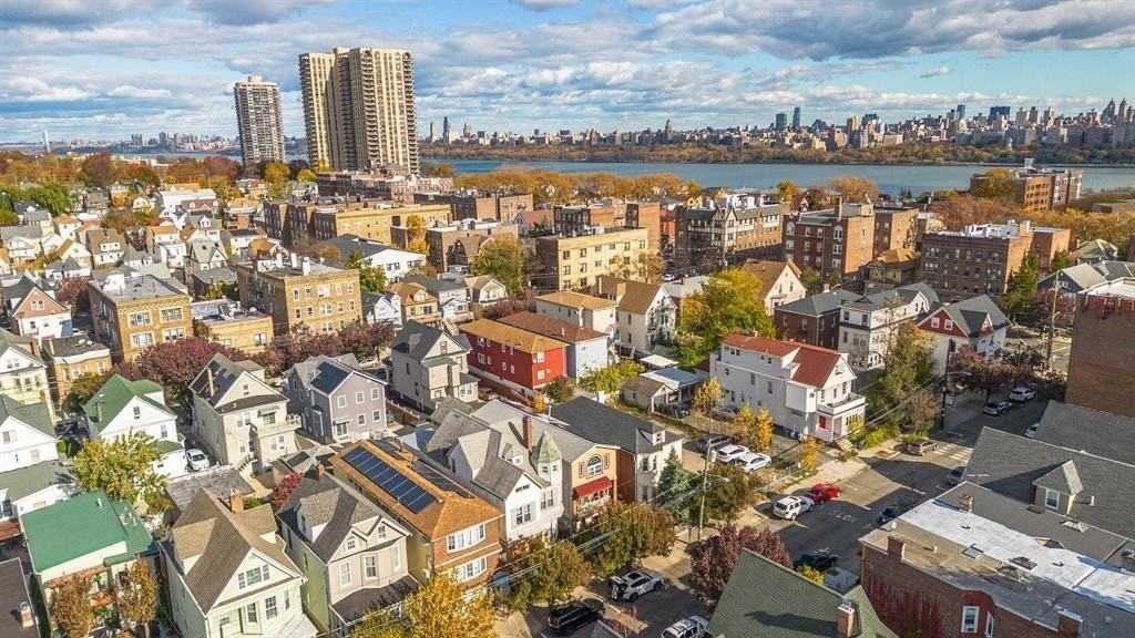 124 73rd St #3 - Photo 6 of 14