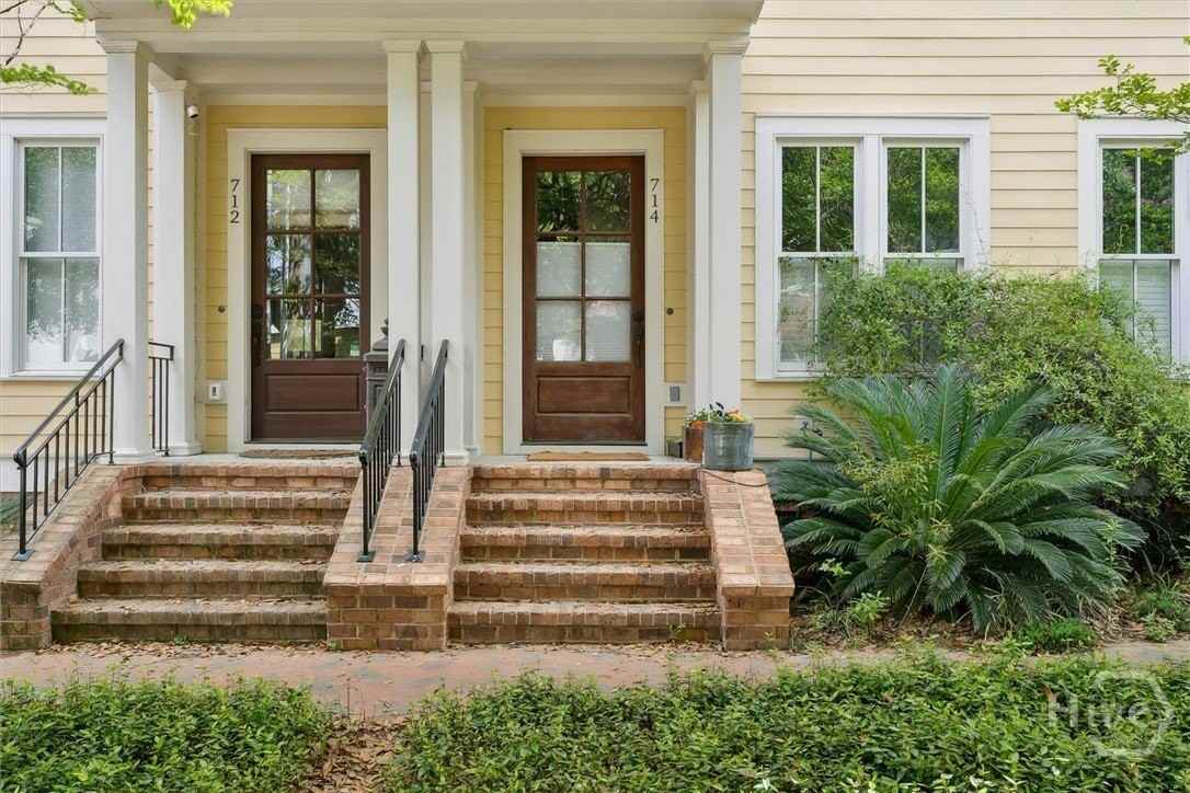 714 Tattnall St - Photo 2 of 31