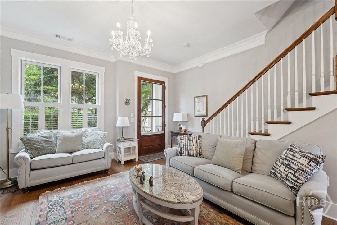 714 Tattnall St - Photo 5 of 31