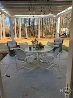 320 Moore Ave - Photo 3 of 10