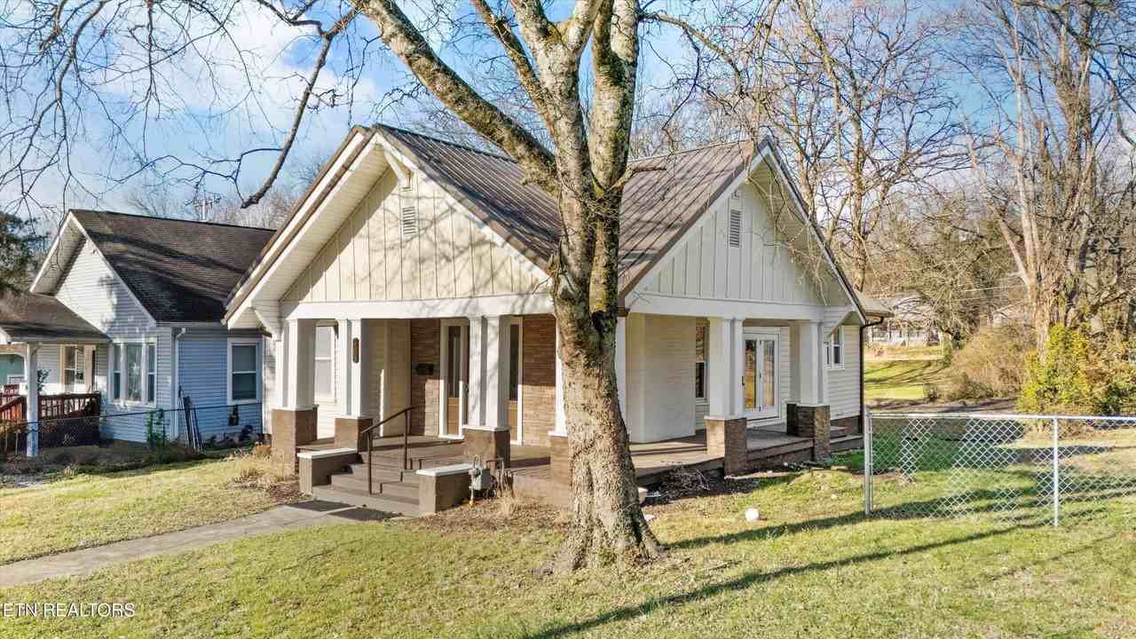 2503 Jefferson Ave - Photo 3 of 30