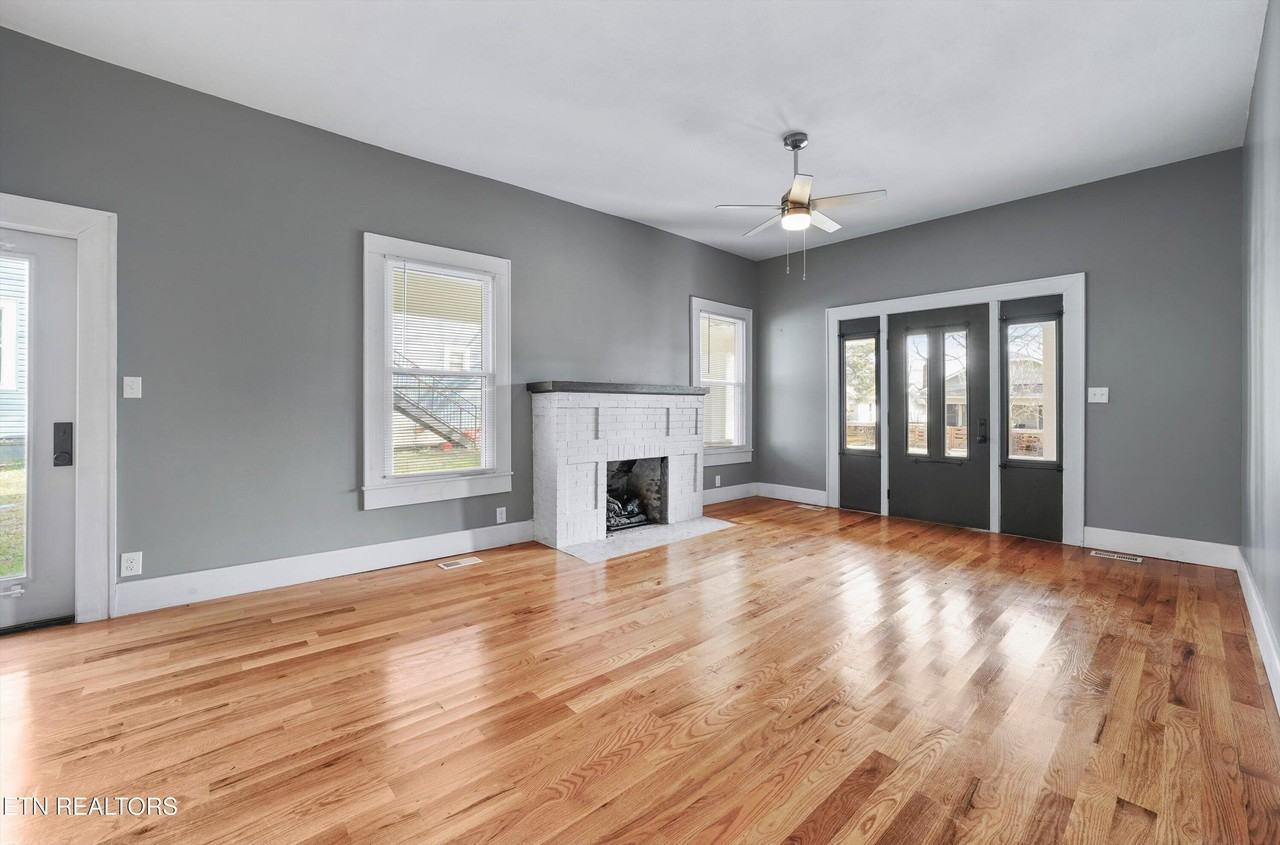 2503 Jefferson Ave - Photo 7 of 30