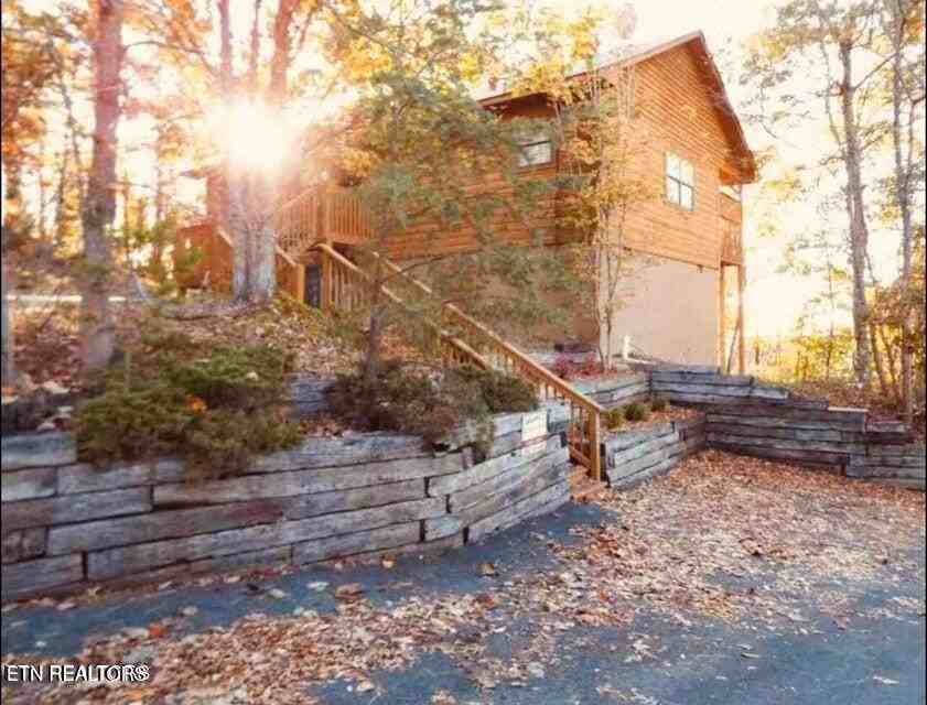 2859 Eagle Crest Way - Photo 2 of 32