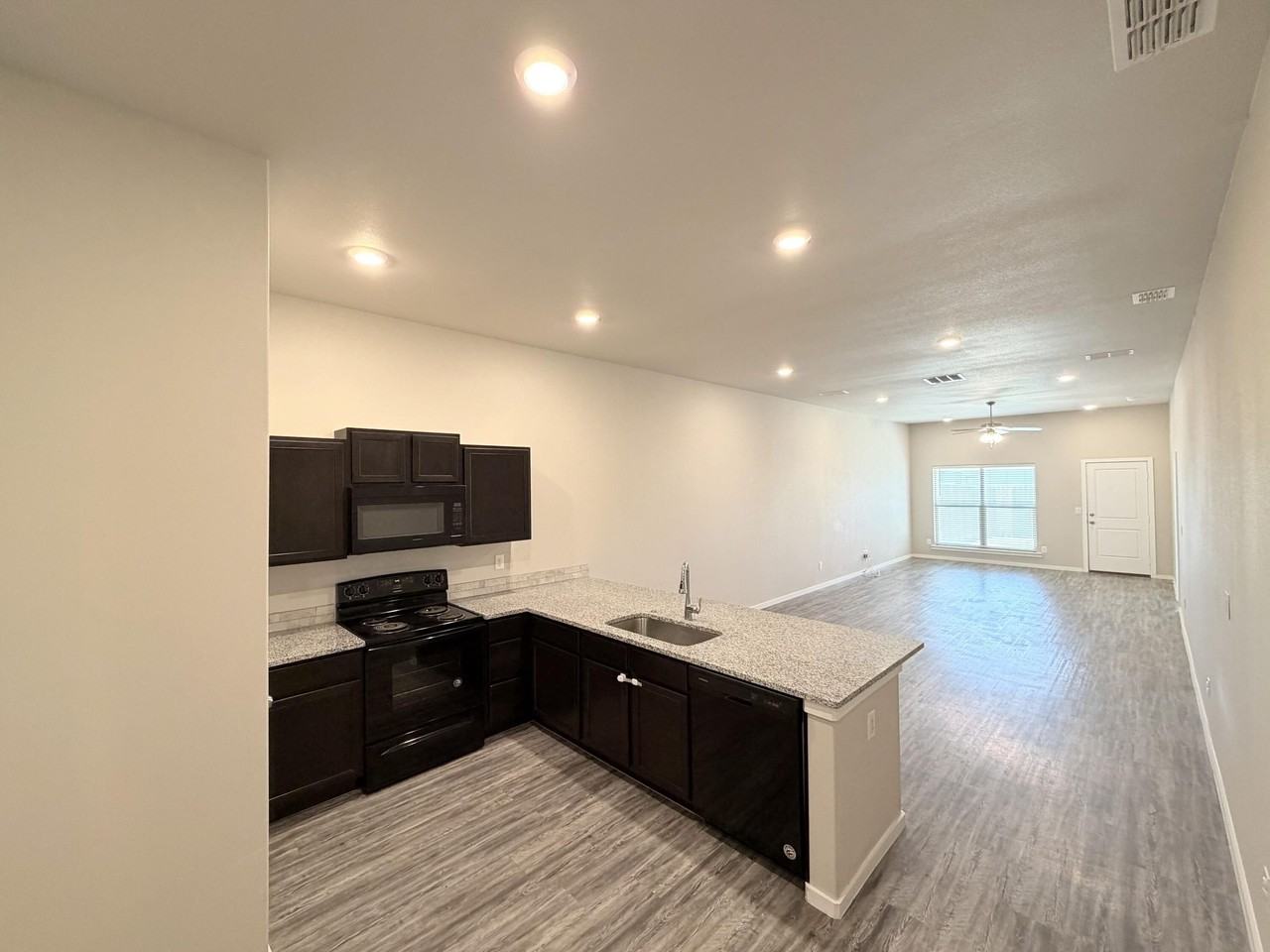 1619 133rd St Unit B - Photo 6 of 24