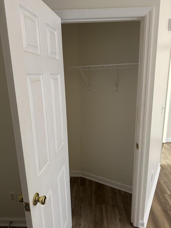 212 Polo Ln - Photo 6 of 48