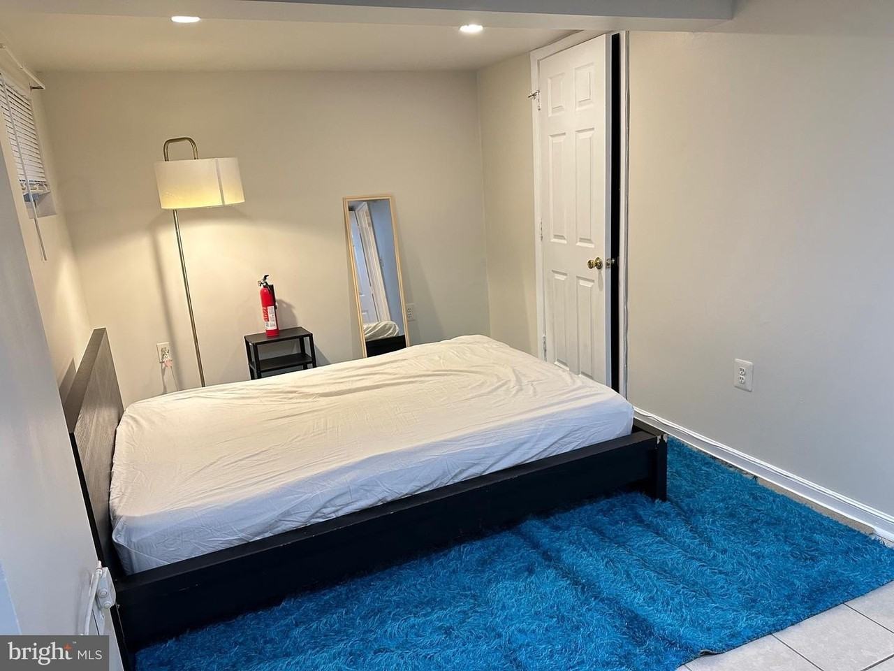 3626 12th St Ne - Photo 5 of 9